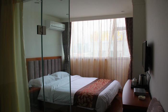 318 Express Motel Xichang Oda fotoğraf